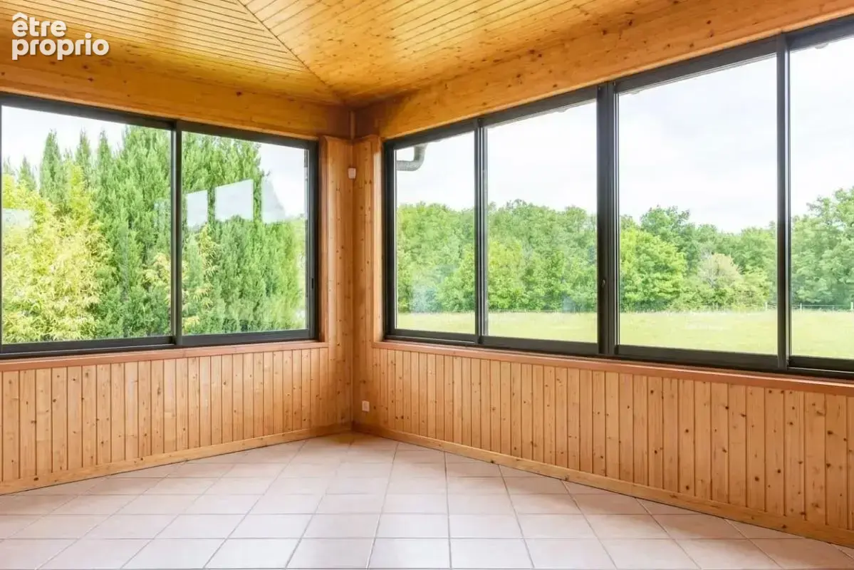 Maison/Villa T5 de 211 m² à Bruguières 31150 - photo 4