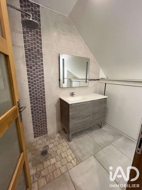 Maison 105 m² à Attainville  - photo 8