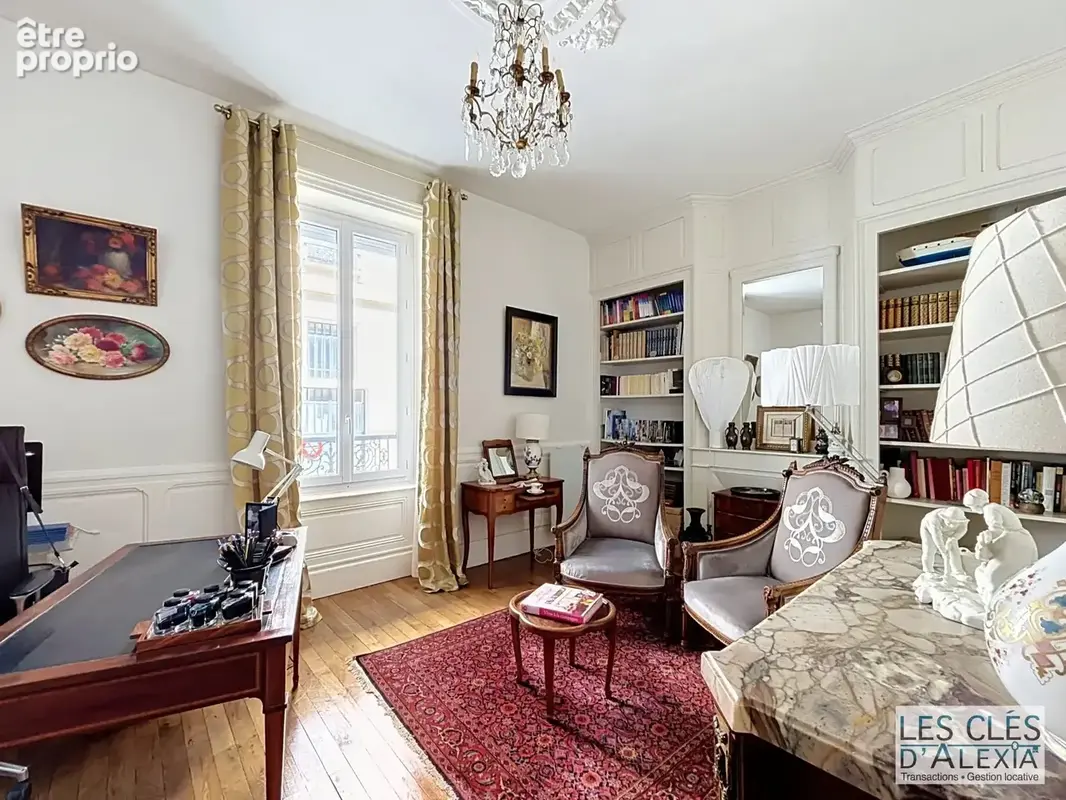 Maison bourgeoise de 1903 rénovée à proximité de Montchat - photo 9