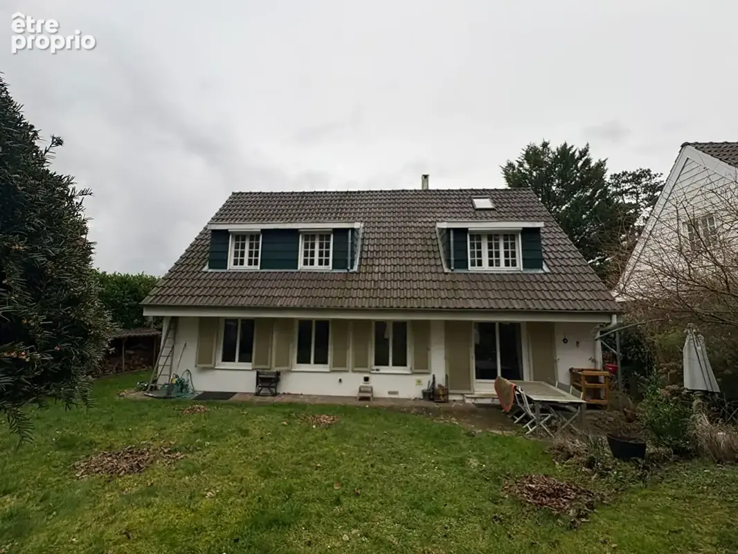 Maison à Coye La Foret - 7 pièces - 184m2 !! - photo 15
