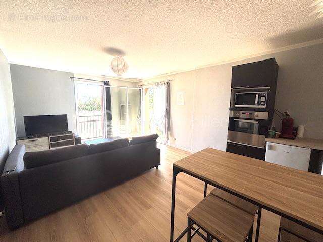 Appartement à CLAIRA