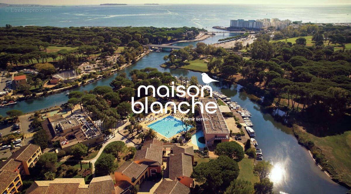 Appartement à MANDELIEU-LA-NAPOULE