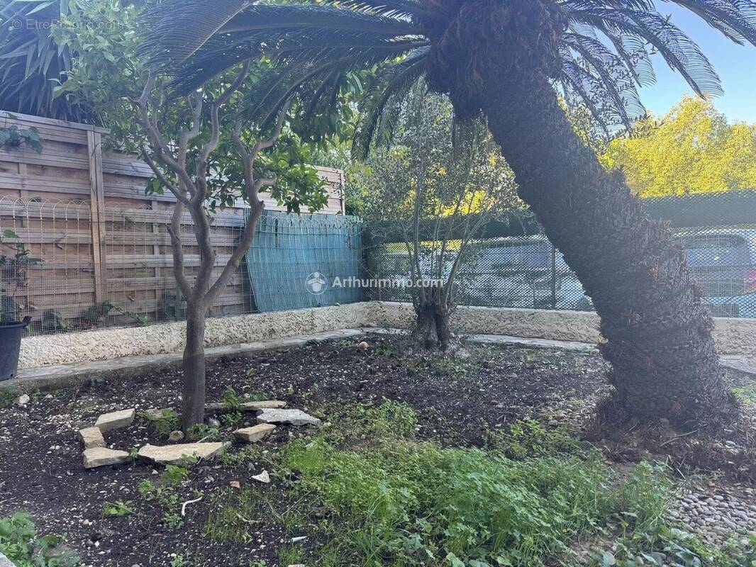 Appartement à SIX-FOURS-LES-PLAGES