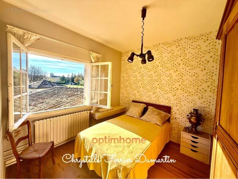 Maison à SAINT-QUENTIN-DE-BARON