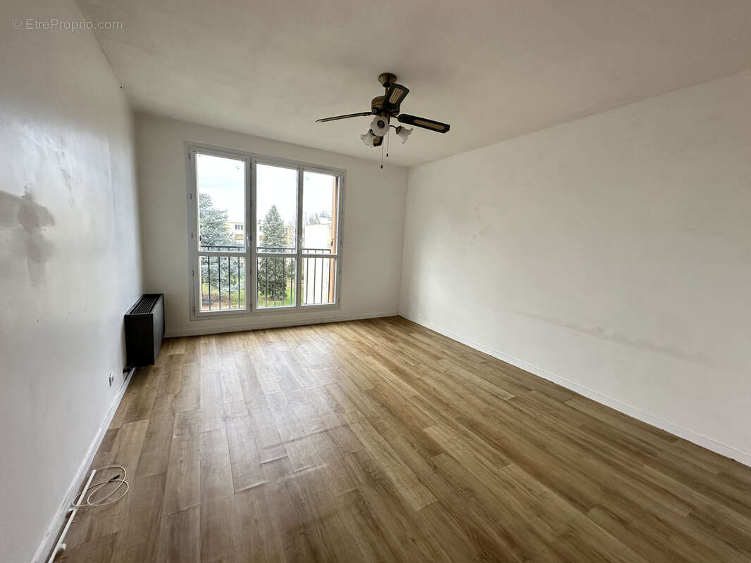 Appartement à BROU-SUR-CHANTEREINE