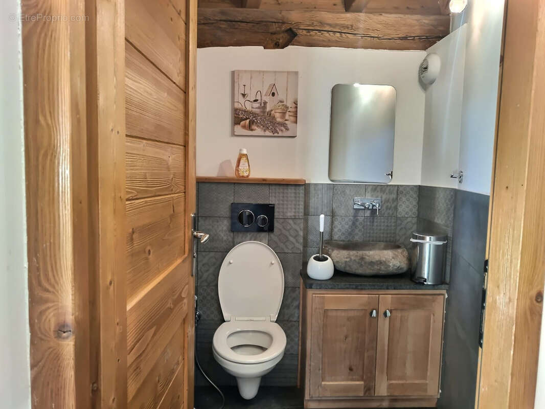 Maison à LES ALLUES