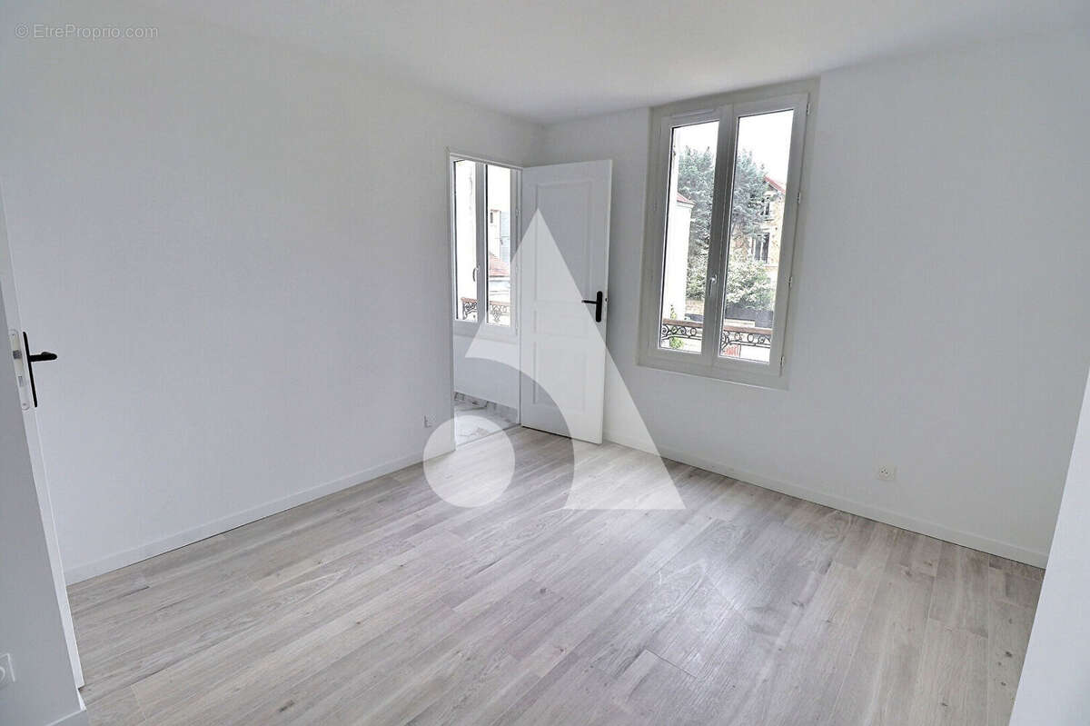 Maison à AUVERS-SUR-OISE