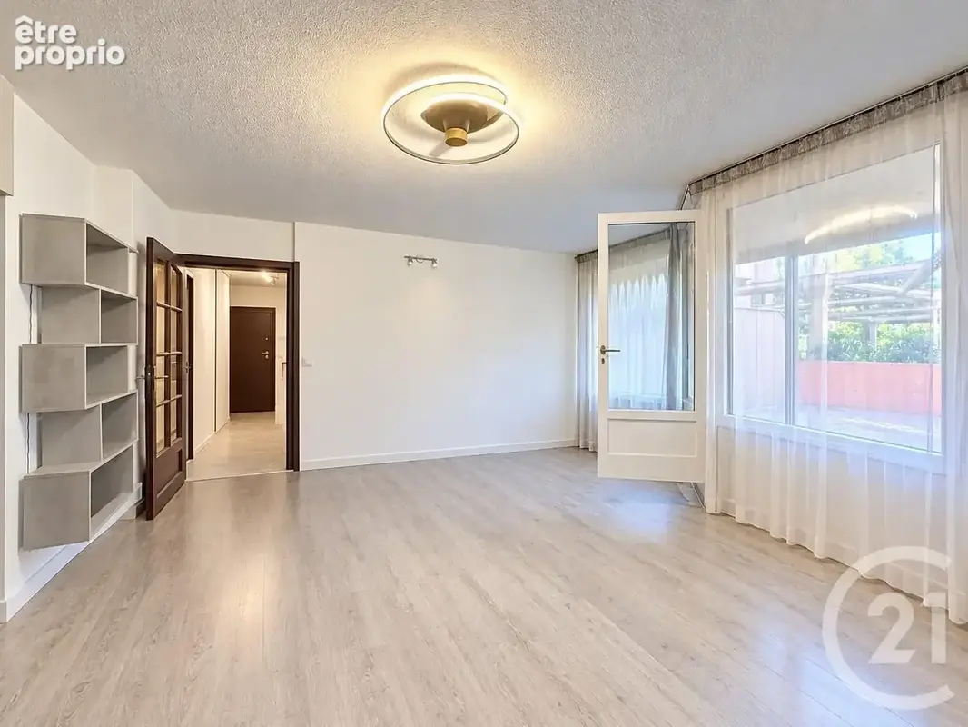 Appartement 4 pièces 84 m² à vendre à Lyon-7e (69007) - photo 4
