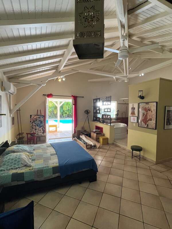 Maison à LE ROBERT