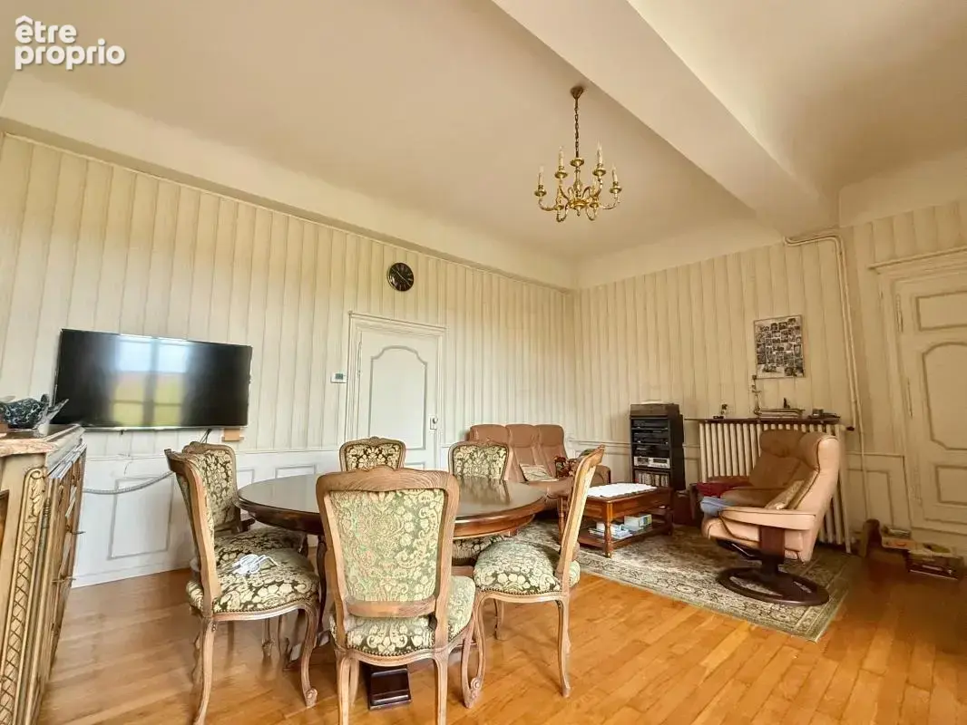 Saint-jean-de-losne – maison de caractère de 284 m² – terrain de 1 224 m² – dépendances et fort potentiel - photo 16