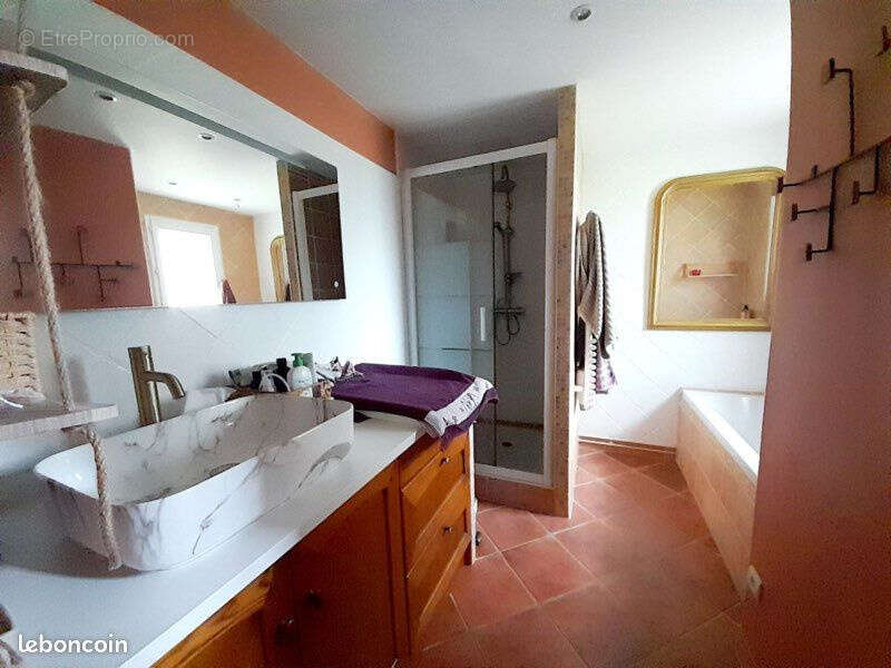 Maison à FRESNAY-LE-GILMERT