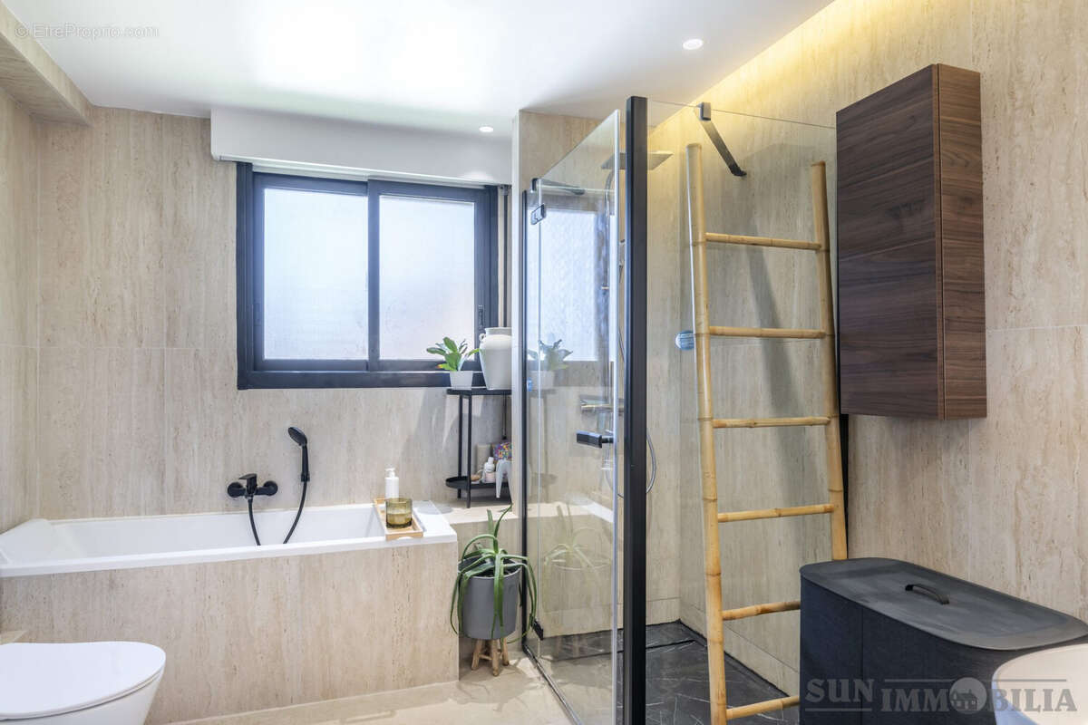 Appartement 92 m² à Saint-Laurent-Du-Var  - photo 6