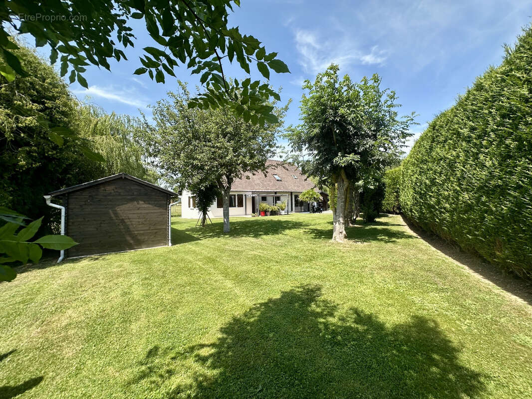 Belle maison familiale de 185 m2   Un véritable havre de paix en bord de rivière - photo 20
