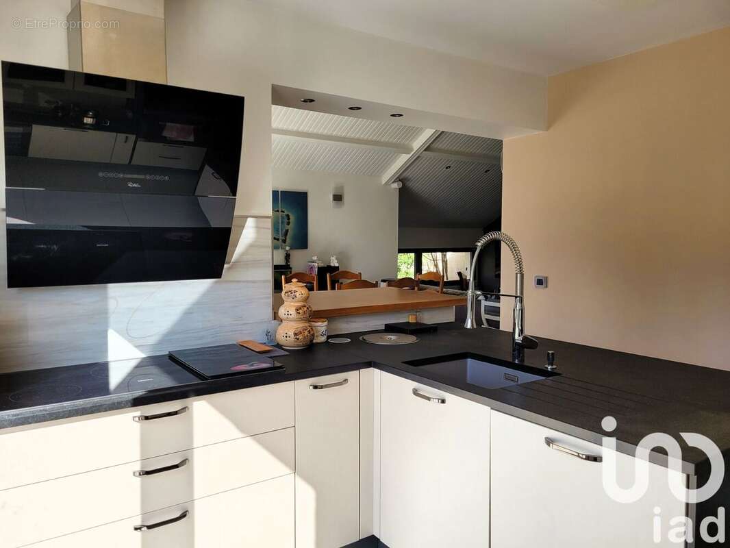 Photo 5 - Maison à ROCHEFORT-EN-YVELINES