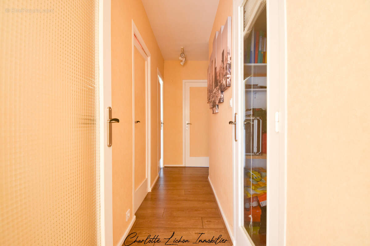 Appartement à ROMAGNAT