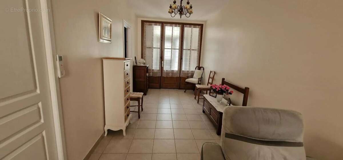 Maison à LEZIGNAN-CORBIERES