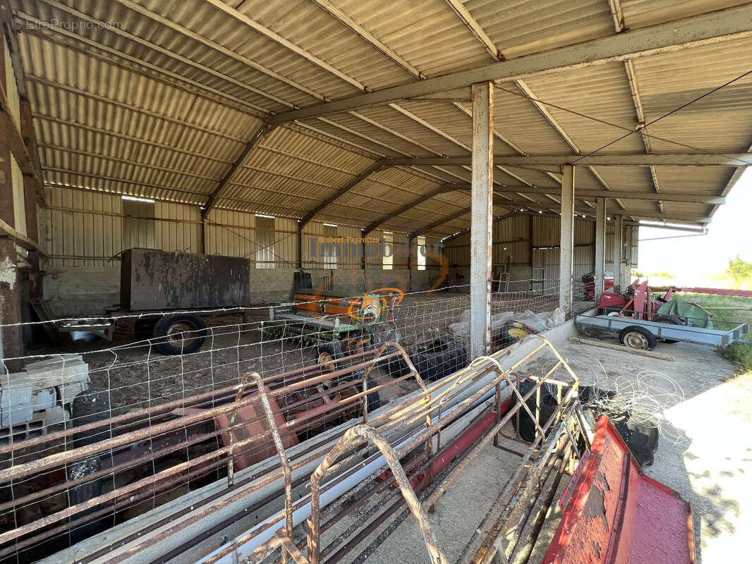 Vente hangars avec terrain Saint Victor et Melvieu - photo 3