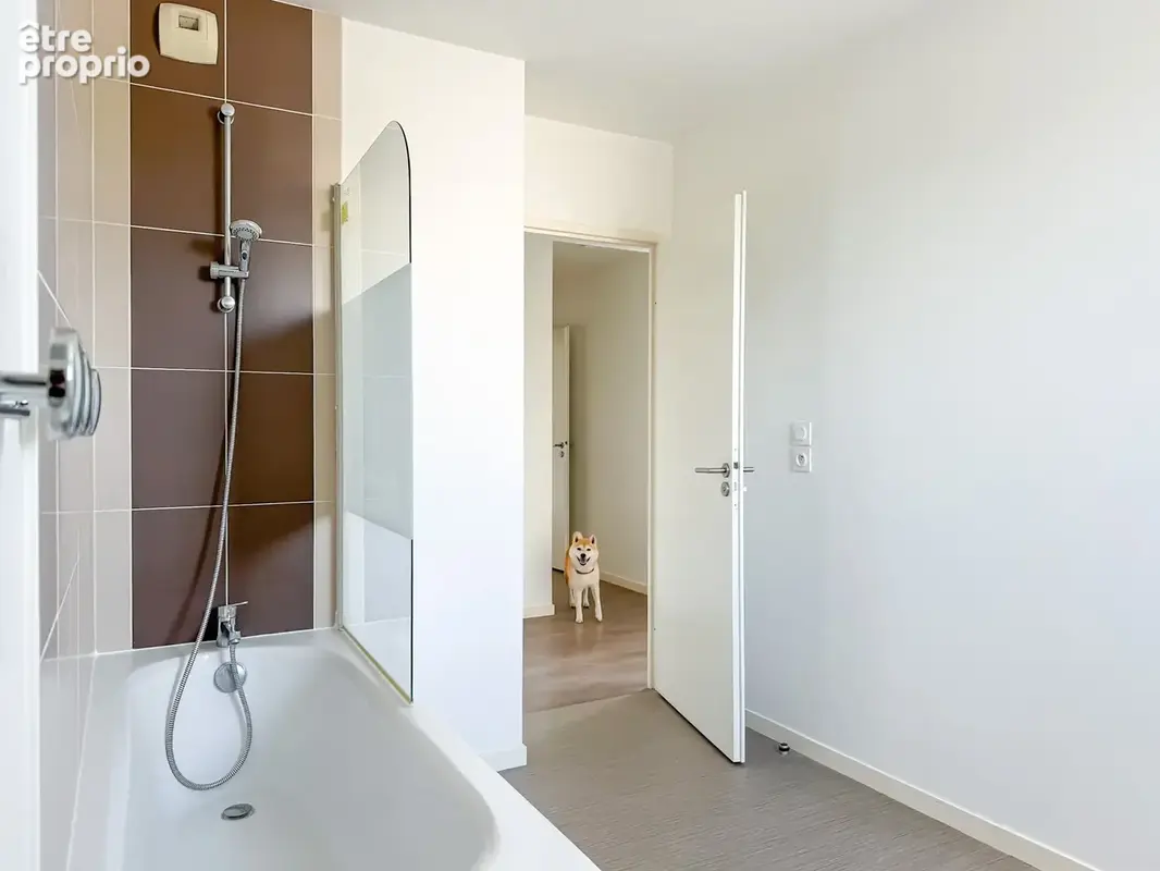 APPARTEMENT T3 COUËRON - 64 m2   Balcon, 2 parkings & local vélo privatif - photo 9