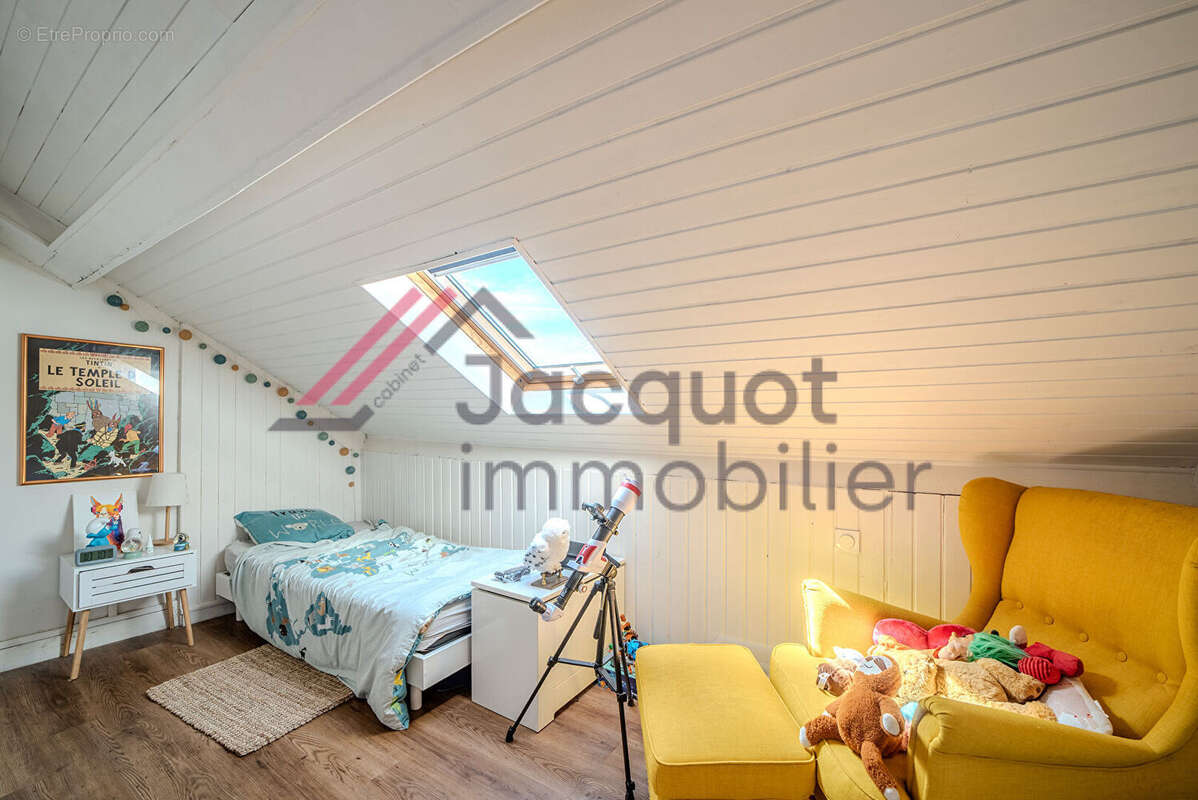 Appartement à LONS-LE-SAUNIER