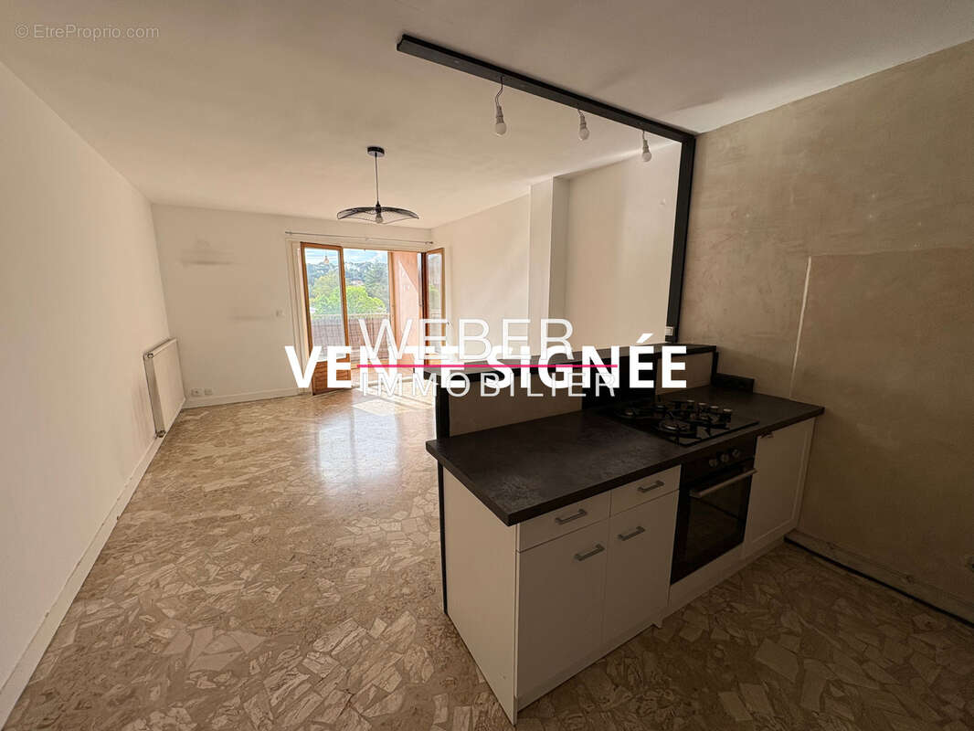 Appartement à OLLIOULES