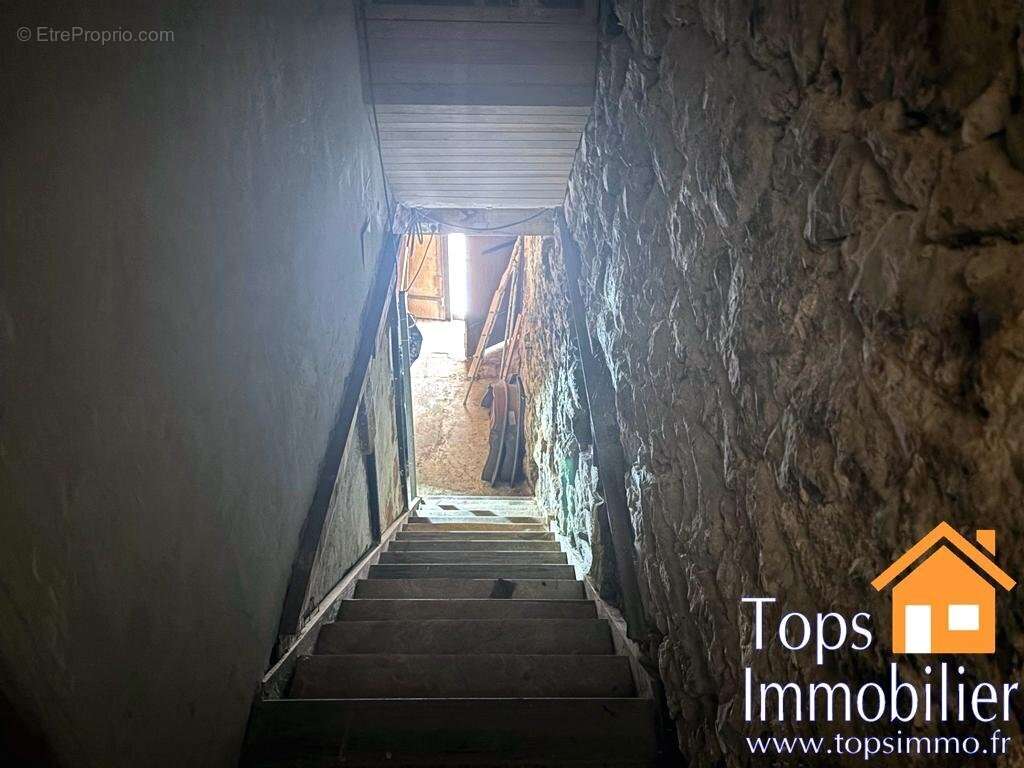 Maison à VILLEFRANCHE-DE-ROUERGUE