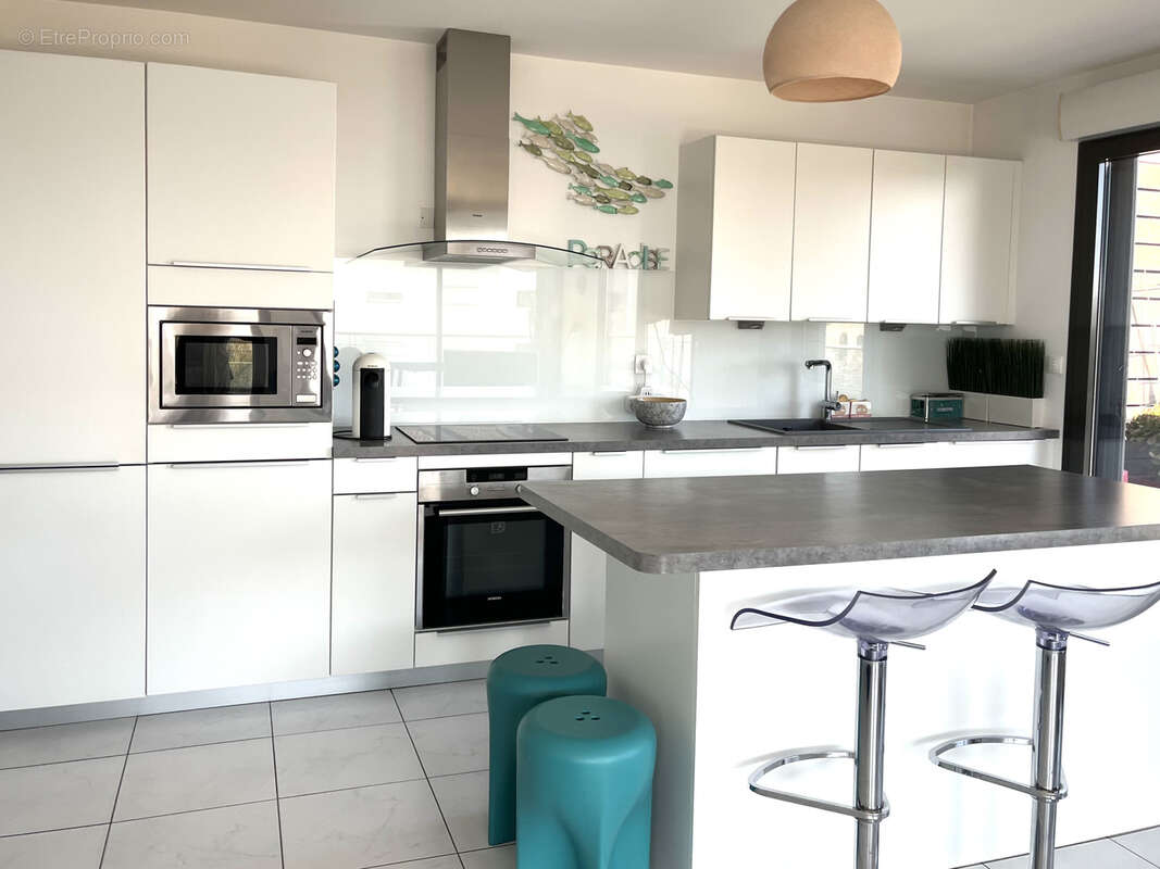 Appartement à MAUGUIO