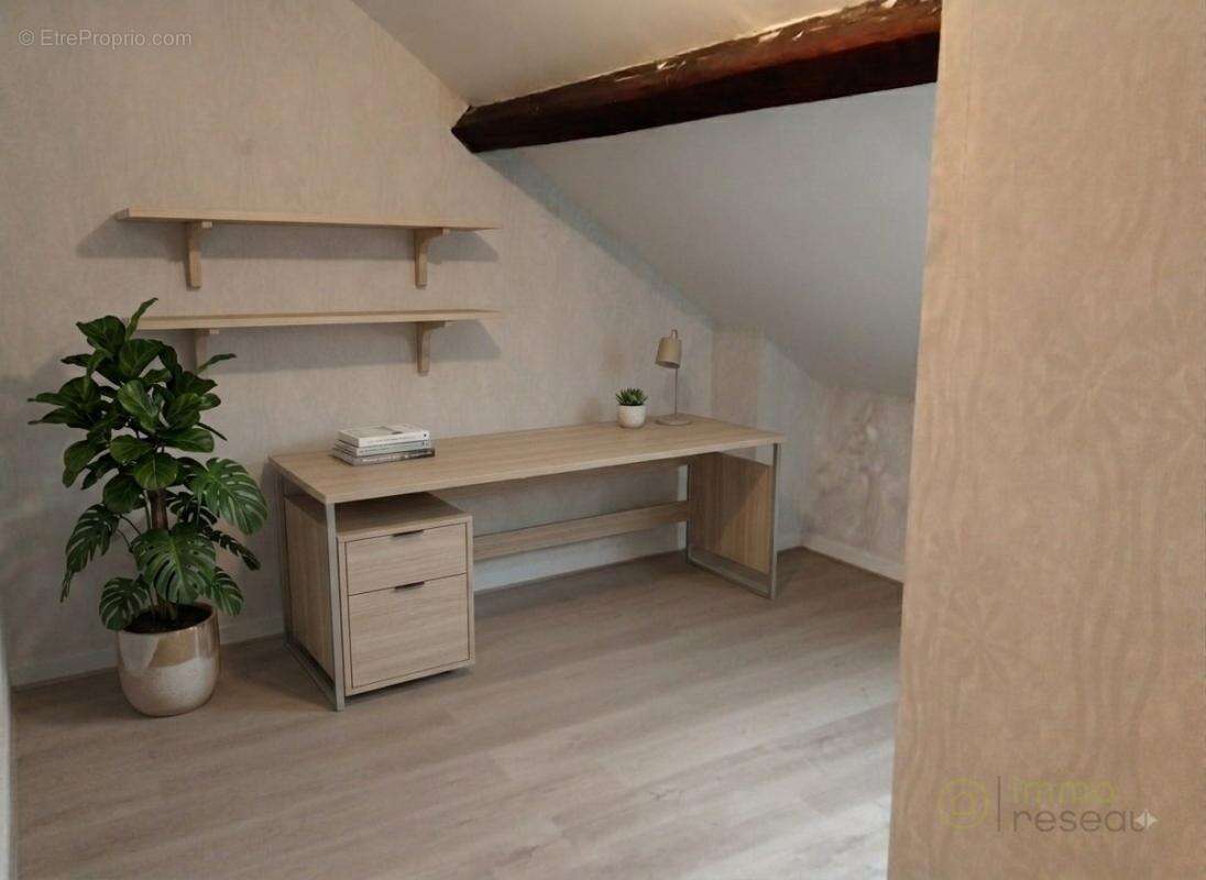 Maison 85 m² à Saint-Just-En-Chaussee  - photo 6
