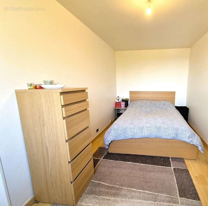 Appartement à SAINT-FARGEAU-PONTHIERRY