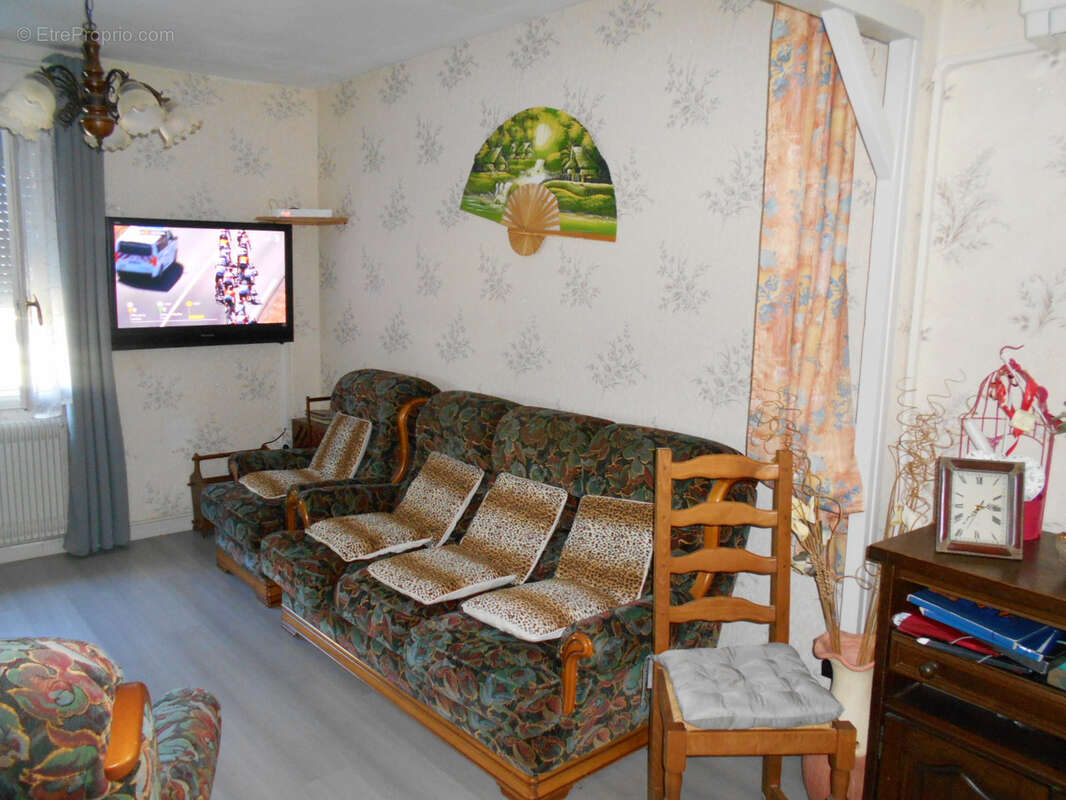 Maison à SAINT-GEORGES-SUR-LA-PREE