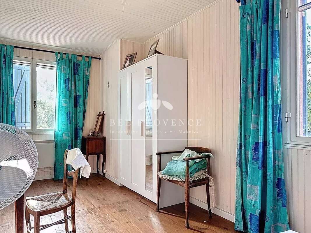 Maison à BESSE-SUR-ISSOLE