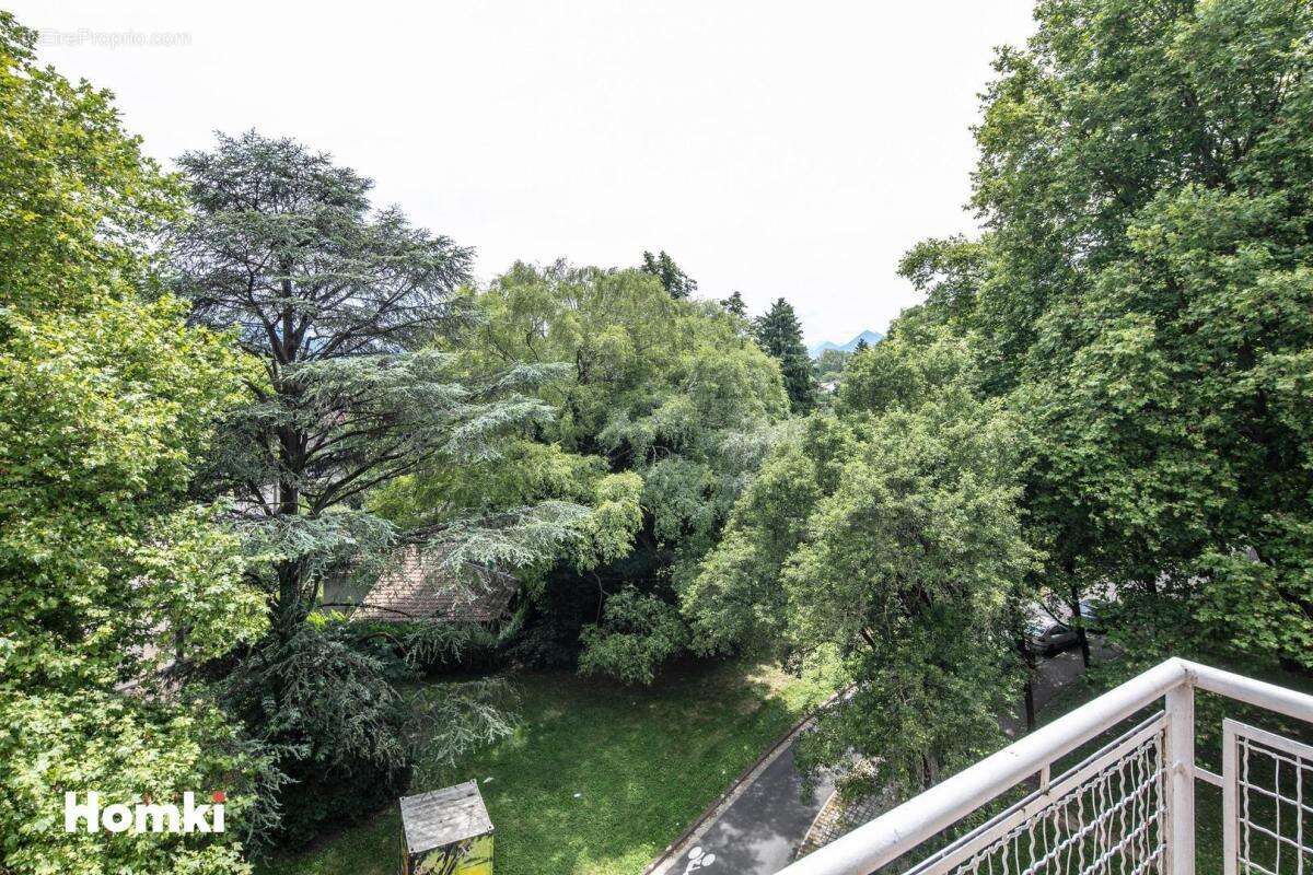Appartement T3 de 68 m2 à Grenoble 38100, Rue Turgot - photo 6