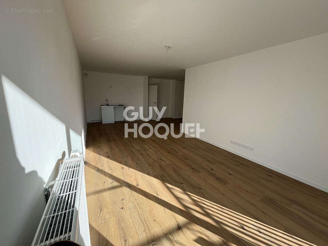 Appartement à LE BLANC-MESNIL