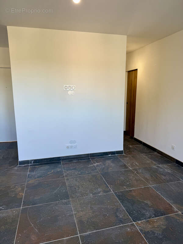 Appartement à MARSEILLE-11E