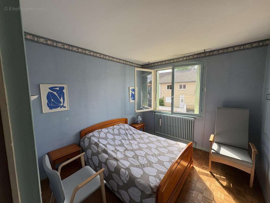 Maison 106 m² à Celles-Sur-Belle  - photo 7