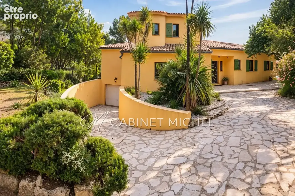 Photo Maison à Le Rouret au prix de 998 000€
