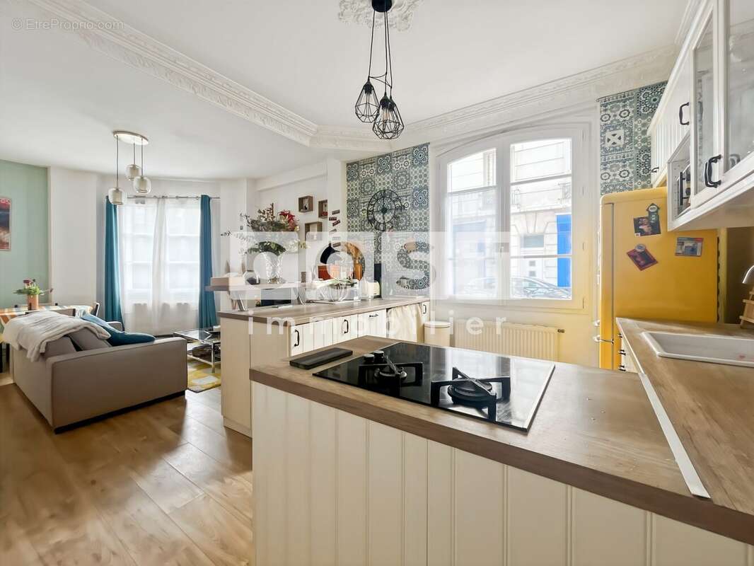 Appartement à COLOMBES