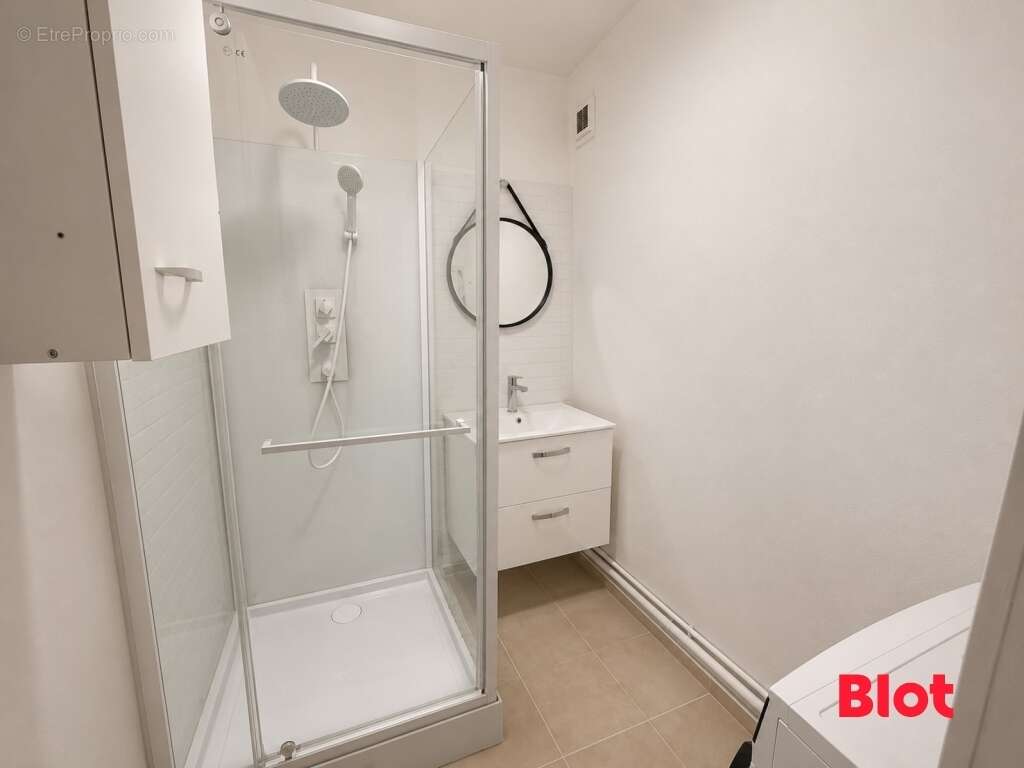 Appartement 55 m² à Saint-Malo  - photo 4