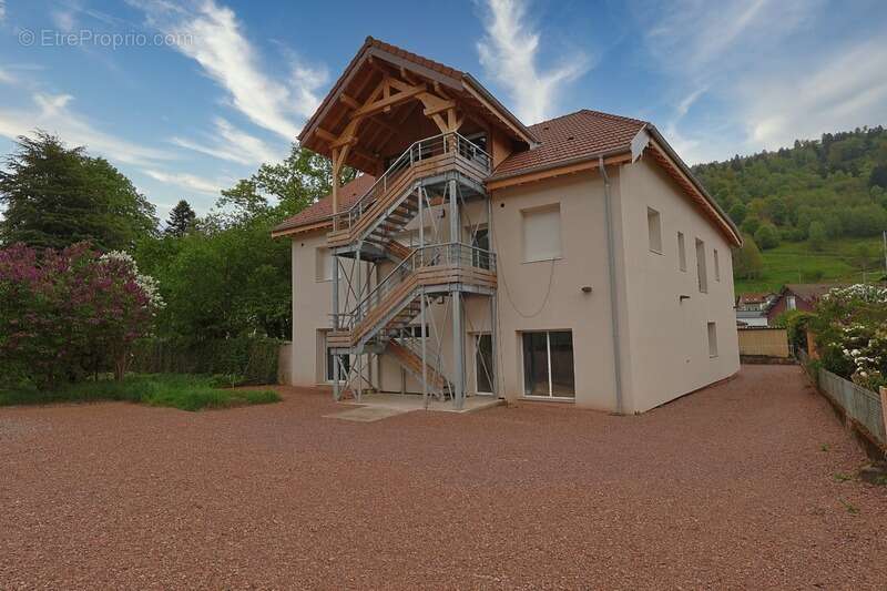 Appartement à LA BRESSE