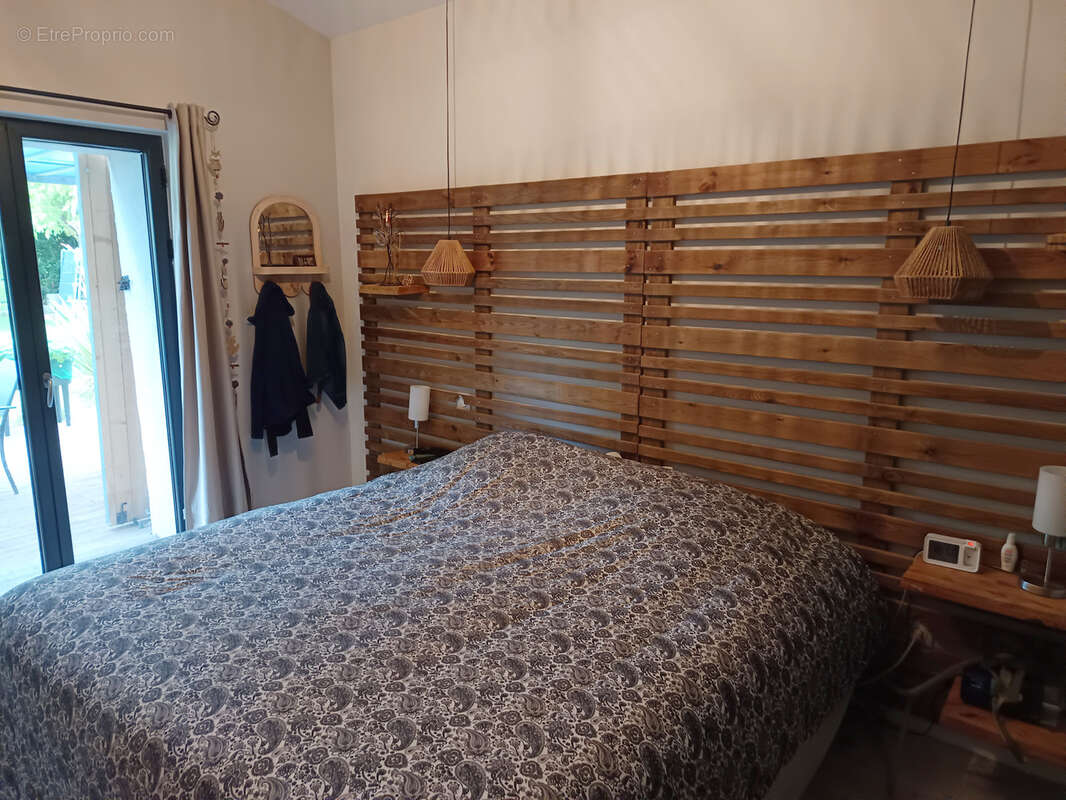 Maison à CHENAC-SAINT-SEURIN-D&#039;UZET