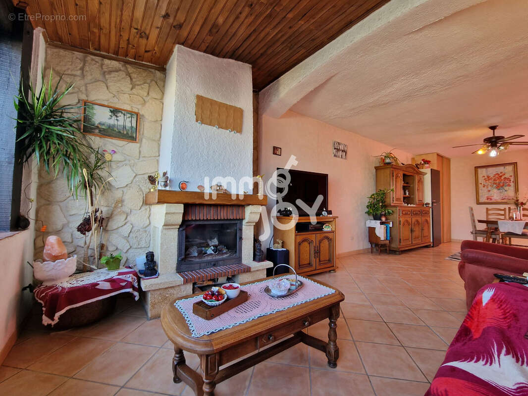 Maison à PENNAUTIER