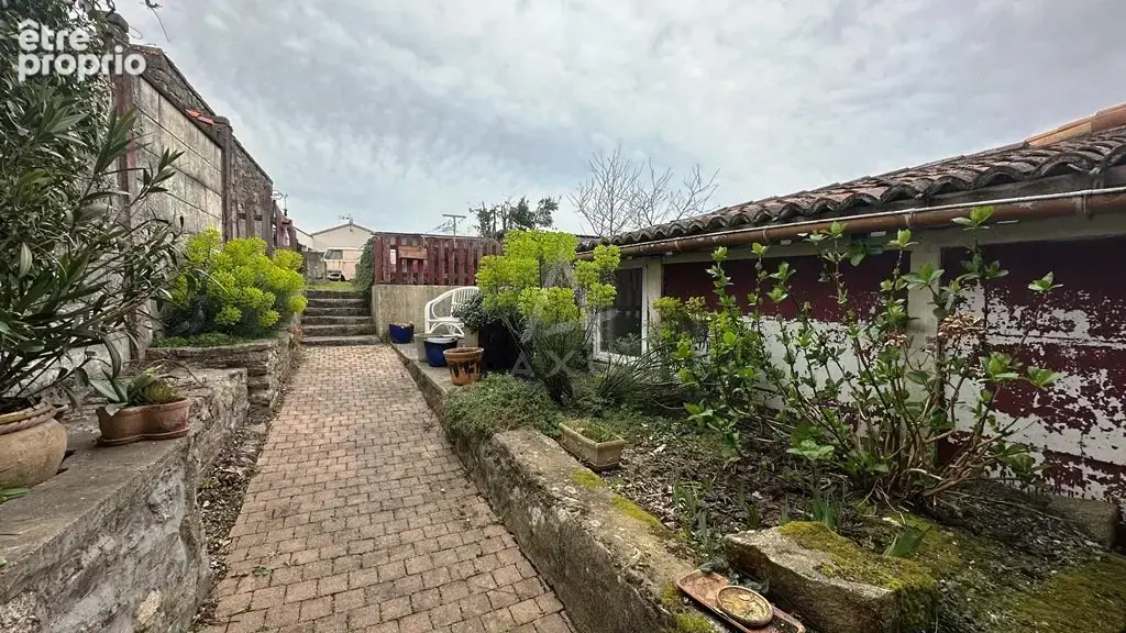 Maison à LA BRUFFIERE