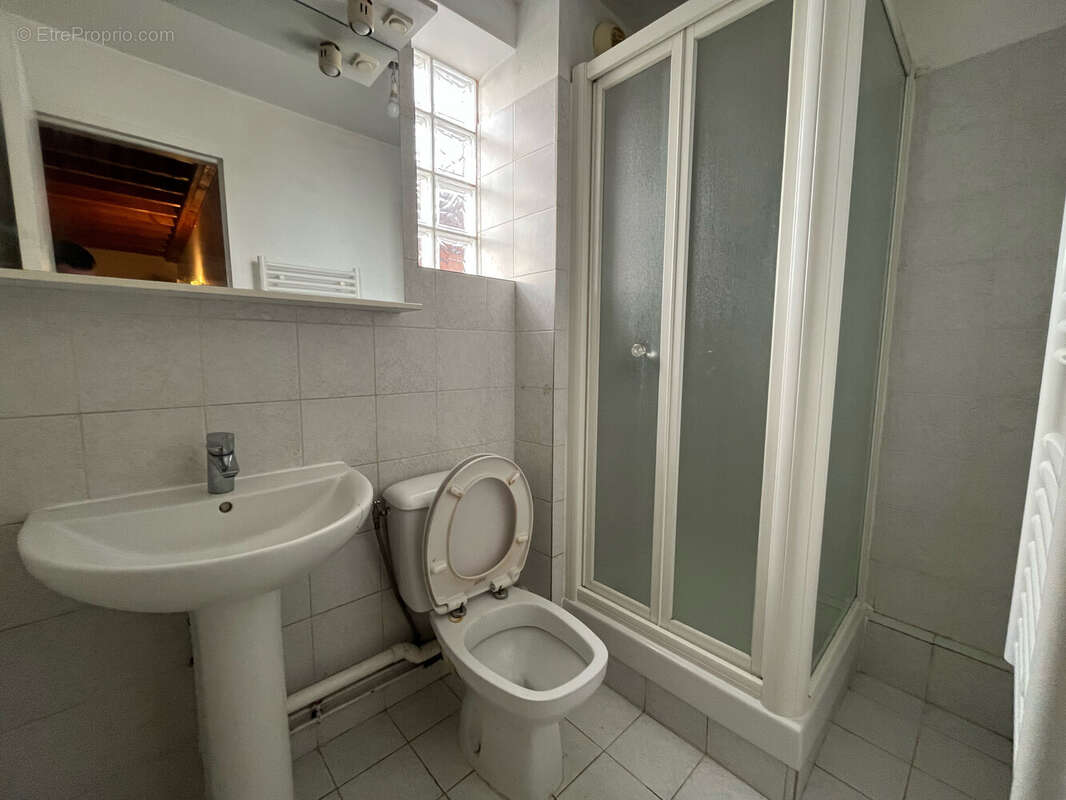 Appartement à LES CLAYES-SOUS-BOIS