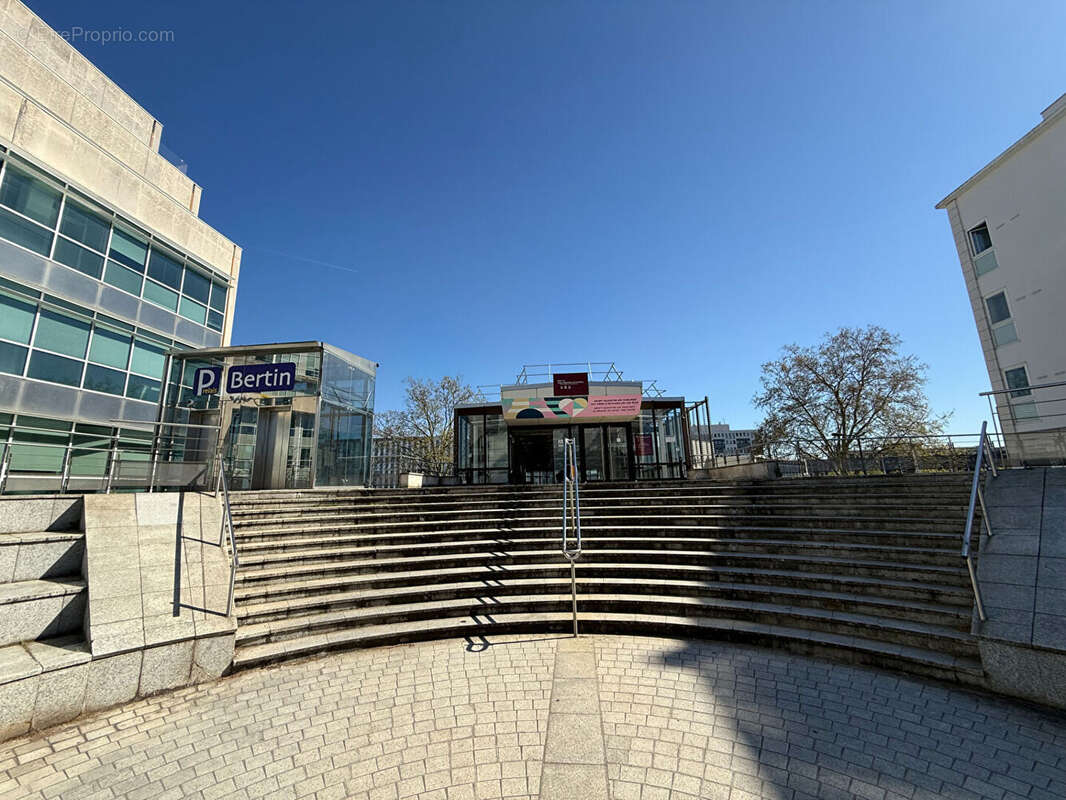 Appartement à MONTIGNY-LE-BRETONNEUX