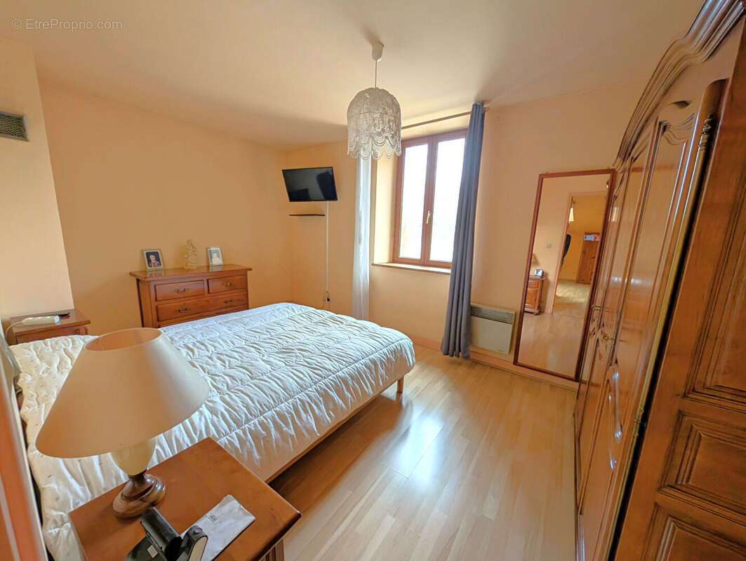 Maison à CHAMPLAY