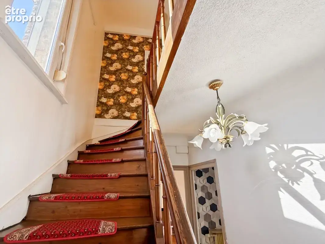 Maison 70 m² avec jardin, garage et fort potentiel – Secteur Mézières, Charleville-Mézières - photo 9