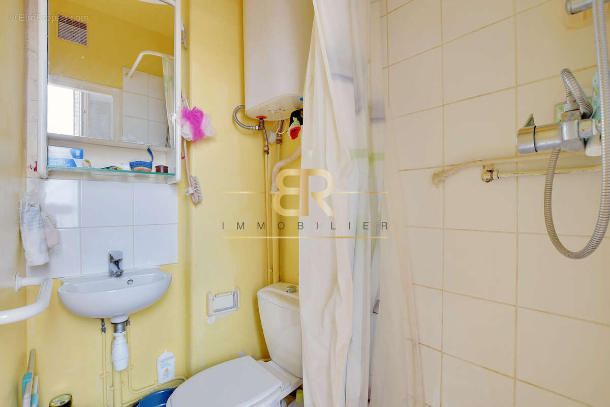 Appartement à PARIS-20E