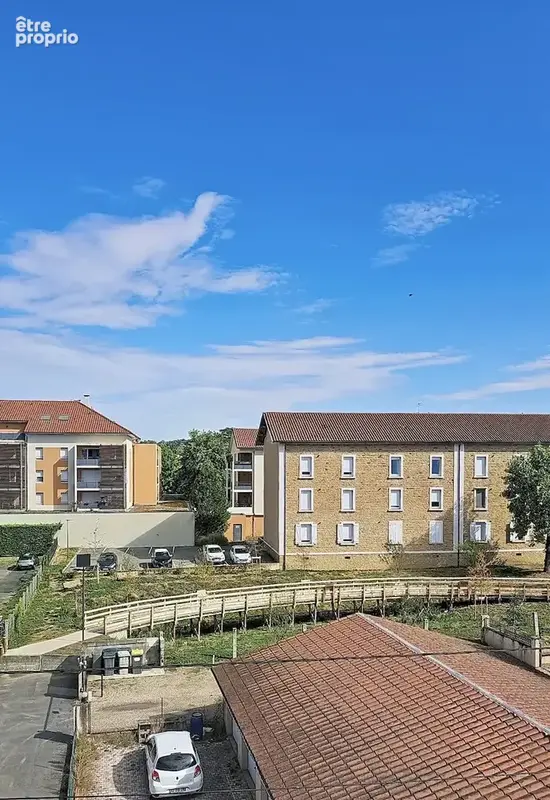 Appartement à JASSANS-RIOTTIER