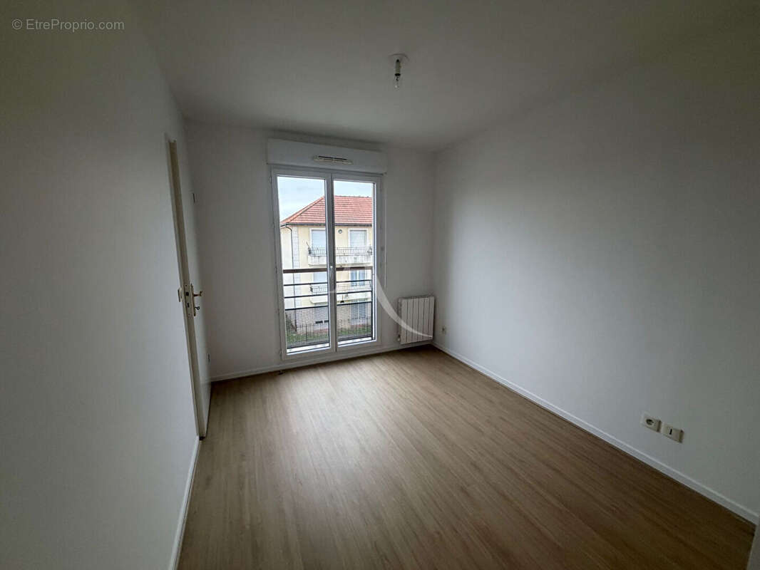 Appartement à LE BLANC-MESNIL