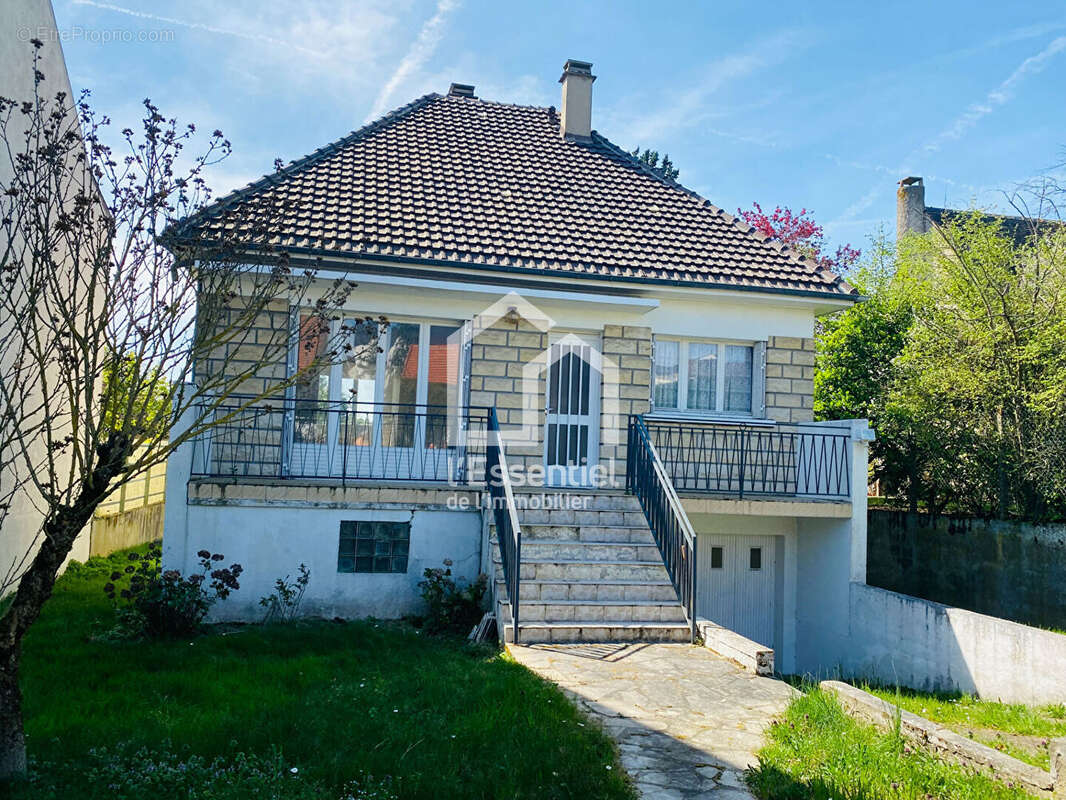 Maison à TRIEL-SUR-SEINE