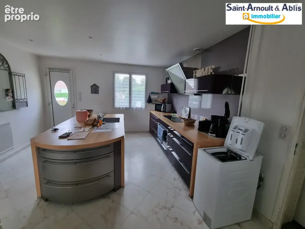 Maison 135 m² à Saint-Arnoult-En-Yvelines  - photo 4
